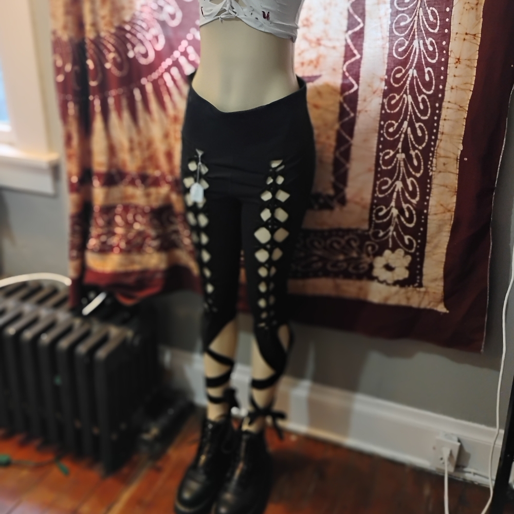 Black Slit Weaved Lace Up Leggings